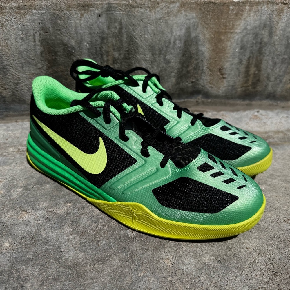COPY - Nike Green Kobe Bryant Shoes - 7Y/8.5 Women’s - NEVER WORN